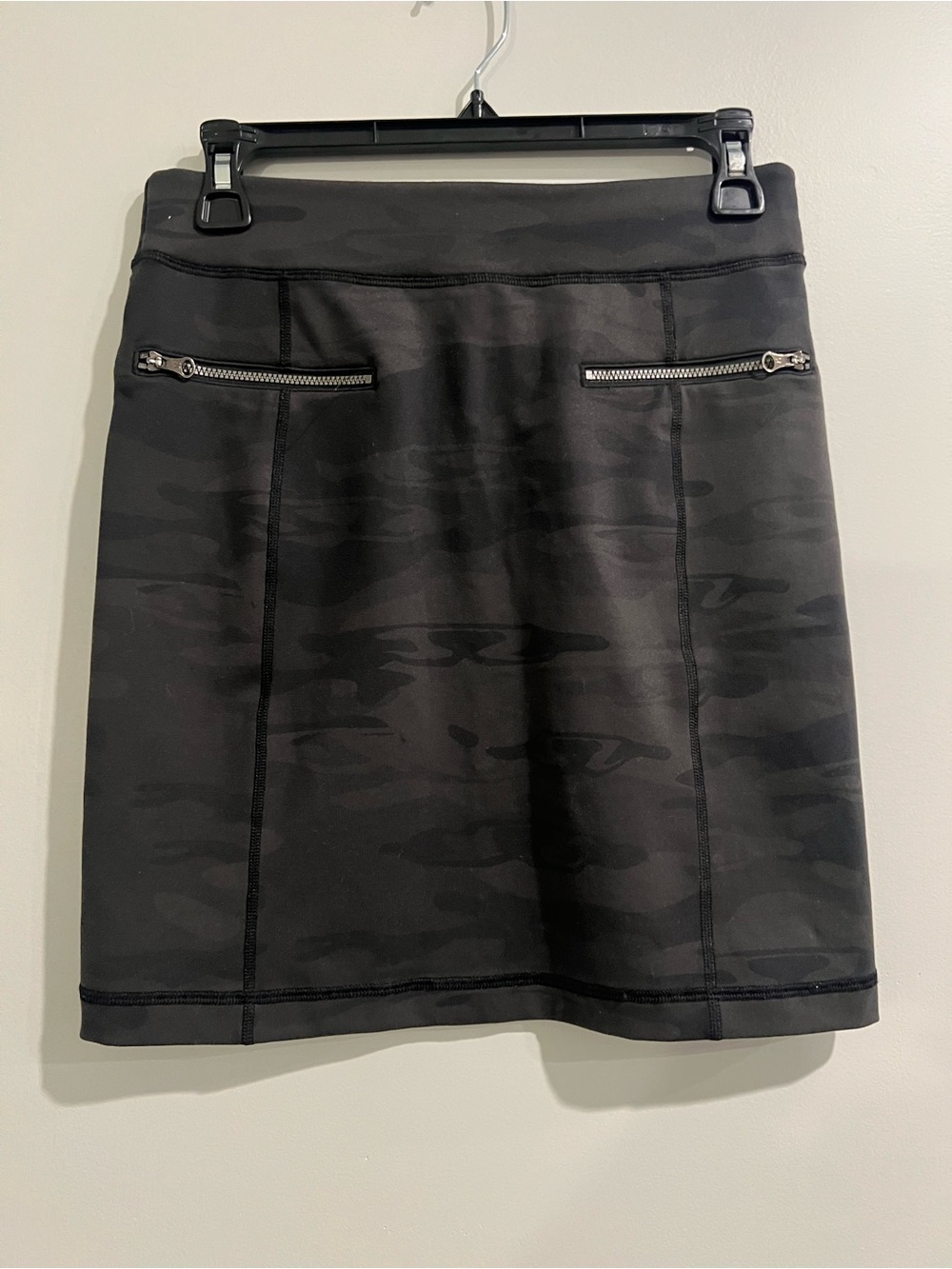 Lululemon Black Camo Zip-Pocket Skirt